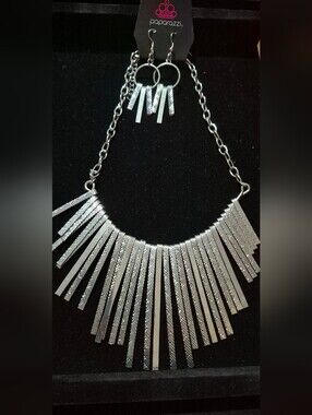 paparazzi Silver Textured Fringe Bib Necklace with Matching Earrings